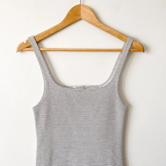 Zara Horizontal Pinstripe Sleeveless Bodycon Midi Dress White Black Size Medium - Picture 4 of 6